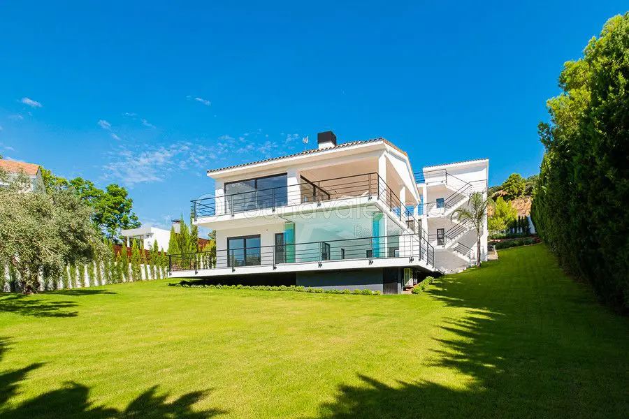 Luxurious, high quality property in El Bosque Valencia