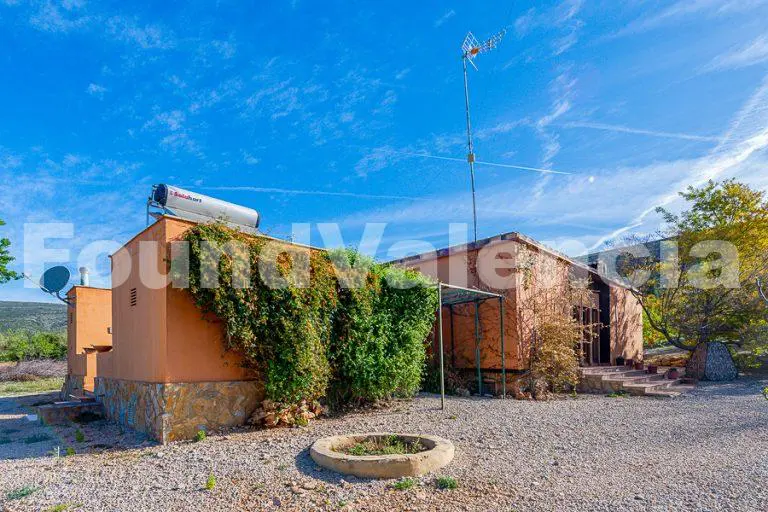 Country house surrounded by nature, Dos Aguas,Valencia