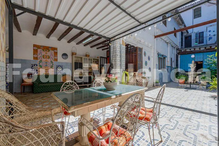 Charming town-house in Pobla LLarga Valencia.