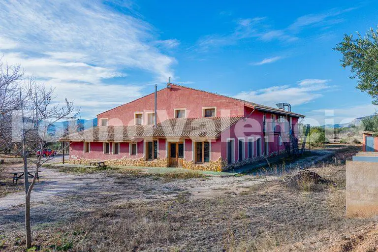 Rural school/Villa in Alicante