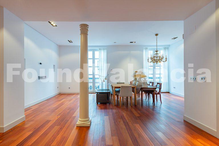 Fabulous apartment on Calle Palau,Valencia