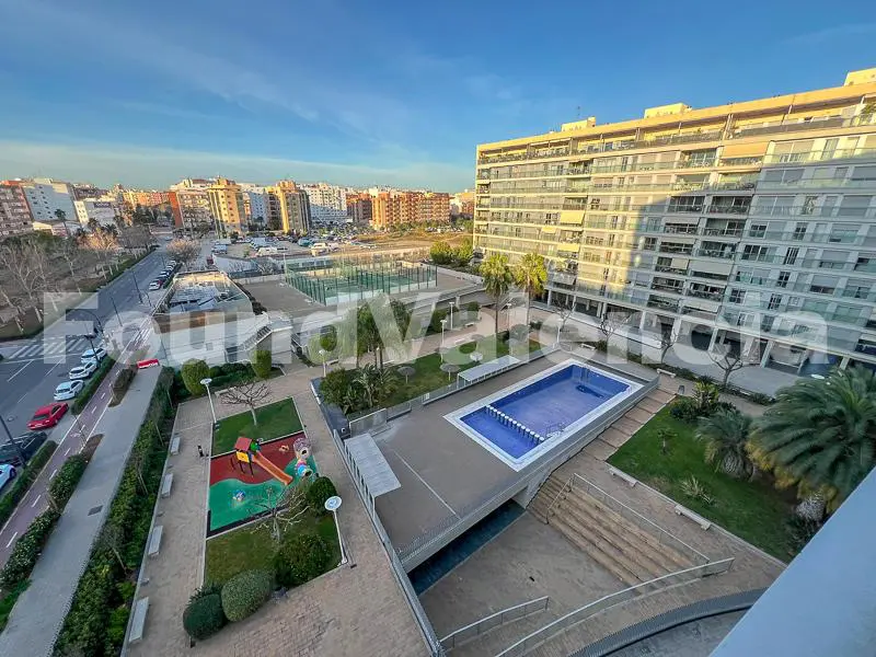 Apartment located in a residential complex in Valencia