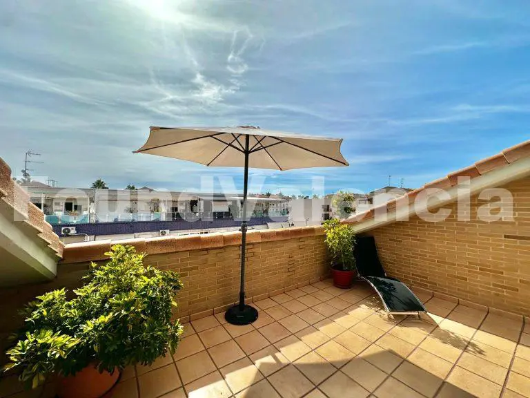 Spectacular Property with High-Quality Finishes in Rafelbunyol