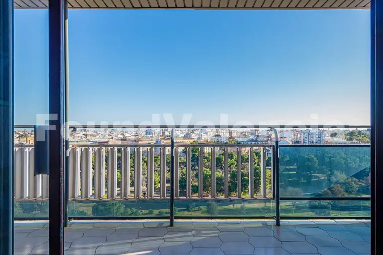 Exclusive Renovation Project with Large Terrace Overlooking the Turia Gardens in Valencia