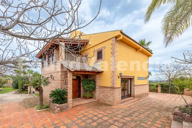 Fabulous Country House for Sale in Náquera, Valencia