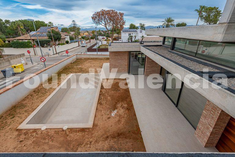 New home located in La Eliana, Valencia.