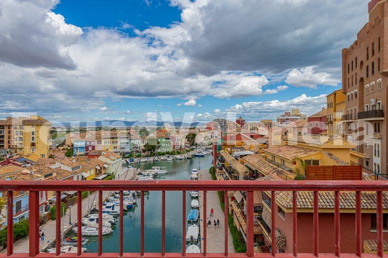 Exclusive Penthouse in Port Saplaya, Valencia – Stunning Marina