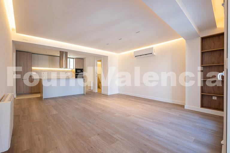 Charming renovated home in the heart of El Carmen, with views and light