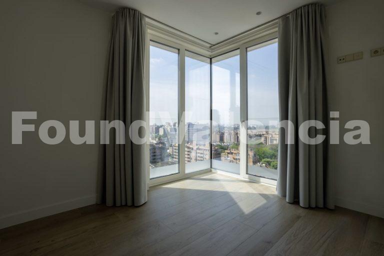 Elegant Apartment in One of Valencia’s Iconic Buildings
