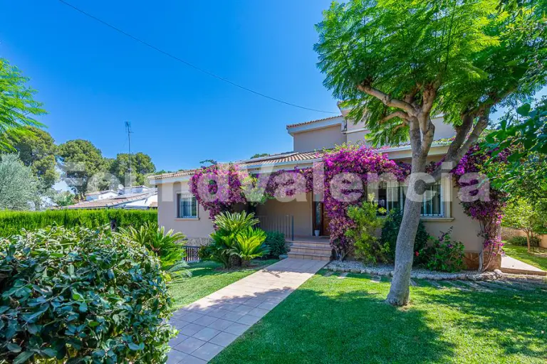 Charming Fully Furnished Villa for Rent – 5 Minutes from La Eliana, Valencia