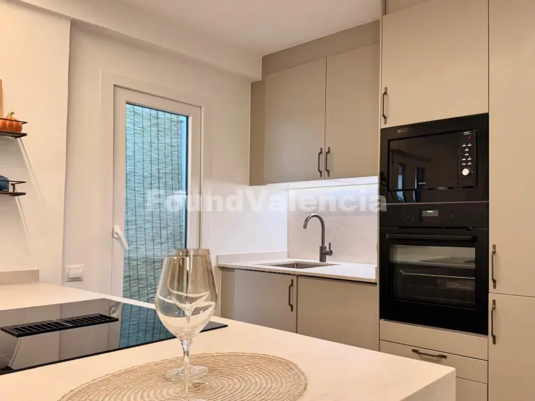 Modern 2-Bedroom Apartment Ready to Move In