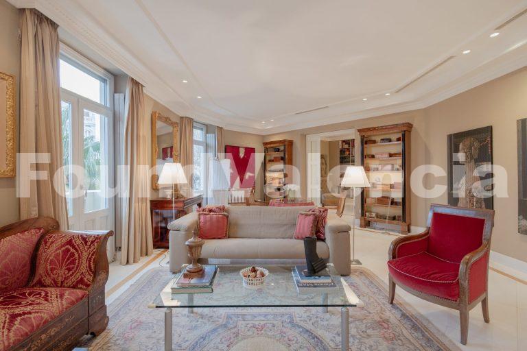 A Unique Modernist Gem in the Heart of Valencia