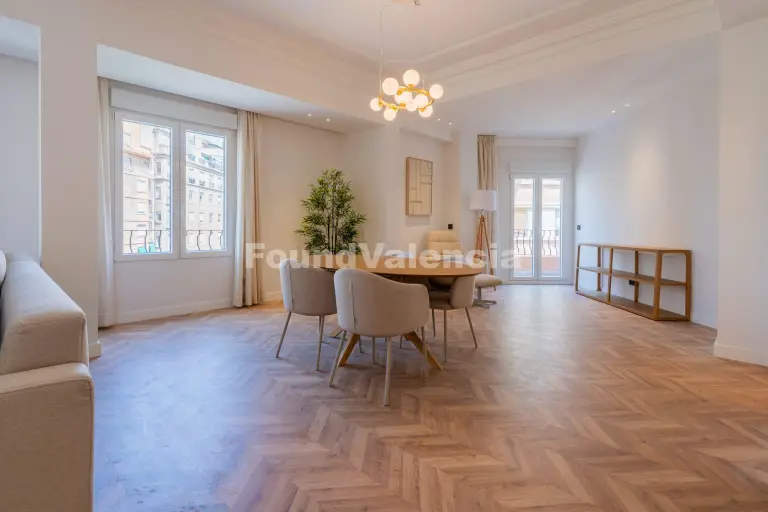 Renovated Apartment in Gran Vía