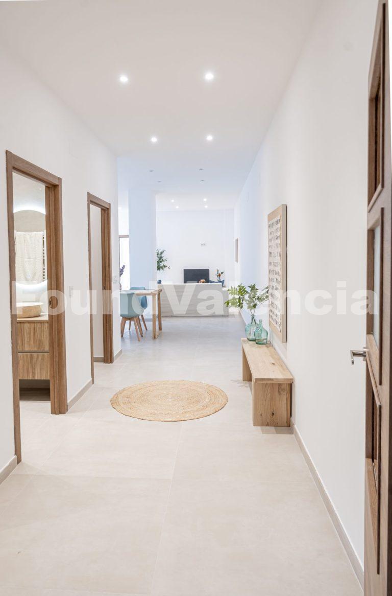 A Newly Renovated Ground Floor Home with Private Patio 2 A Newly Renovated Ground Floor Home with Private Patio