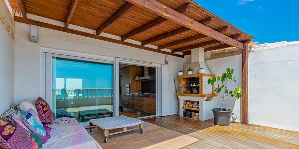 335741-real-estate-realtors-valencia-spain-22-of-25