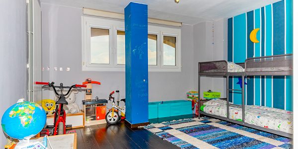 335762-real-estate-realtors-valencia-spain-2-of-25