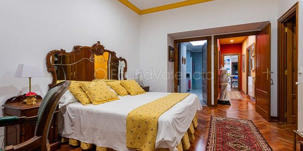 352133-masias-en-venta-en-valencia-espana-25-of-27