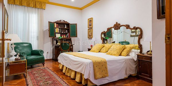 352135-masias-en-venta-en-valencia-espana-23-of-27