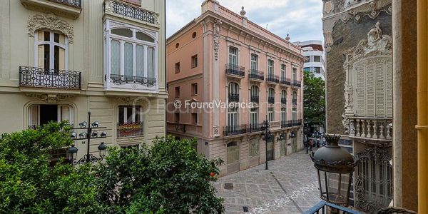 356840-buildings-for-sale-in-valencia-city-spain-10-of-26