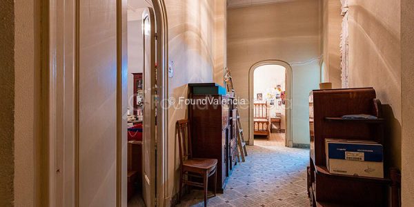 356842-buildings-for-sale-in-valencia-city-spain-12-of-26