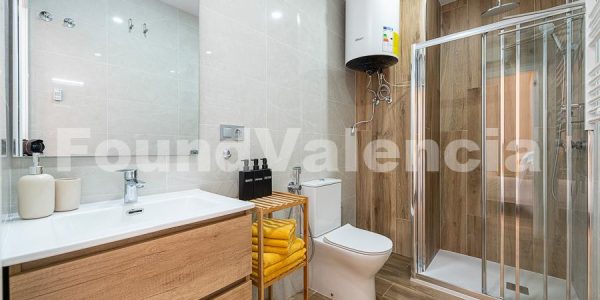 Found Valencia Property Spain (11 of 12)