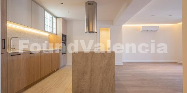 Found Valencia Property Spain (11 of 24)