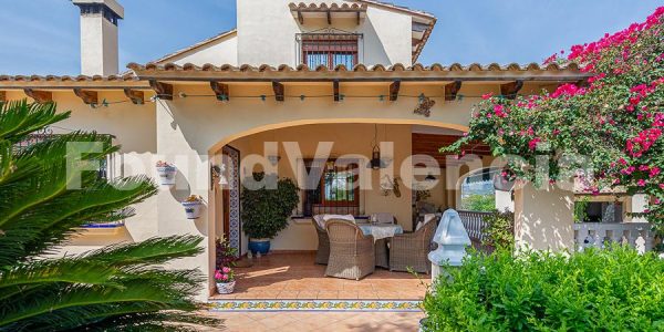Found Valencia Property Spain (12 of 32)