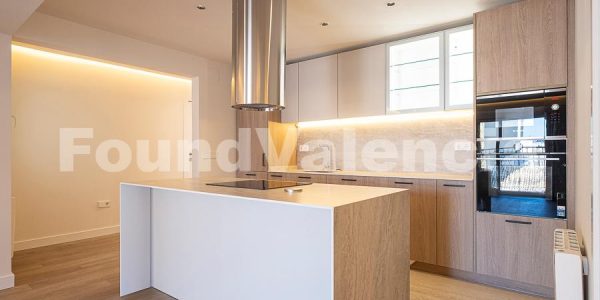 Found Valencia Property Spain (14 of 24)
