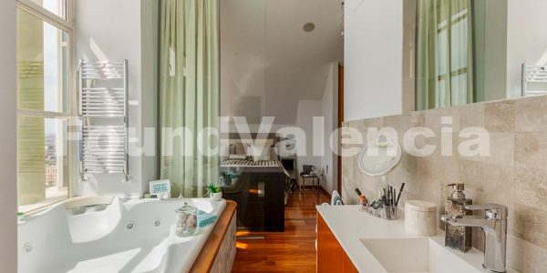 Found Valencia Property Spain (14 of 25)