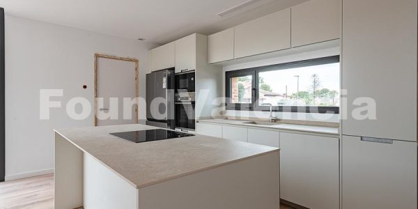 Found Valencia Property Spain (14 of 31)