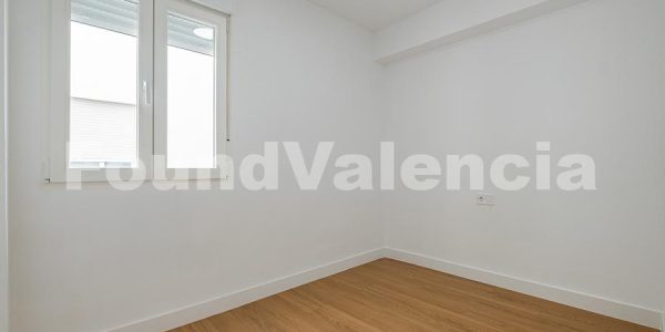 Found Valencia Property Spain (15 of 25)
