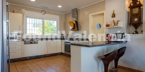 Found Valencia Property Spain (15 of 26)