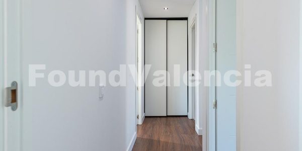 Found Valencia Property Spain (16 of 25)