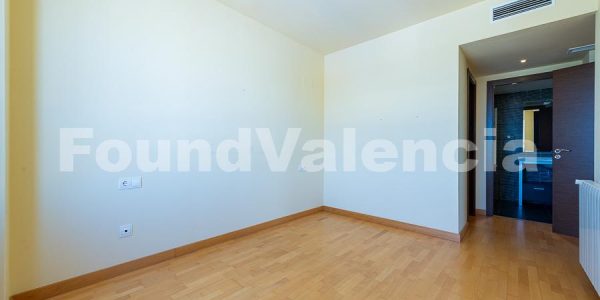 Found Valencia Property Spain (17 of 27)