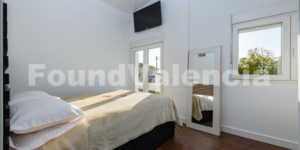 Found Valencia Property Spain (18 of 25)
