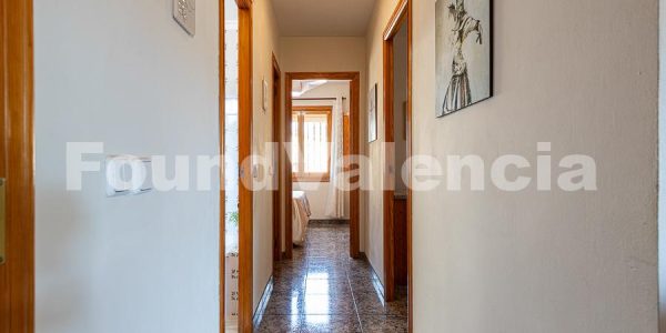 Found Valencia Property Spain (20 of 32)