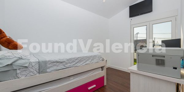 Found Valencia Property Spain (21 of 25)