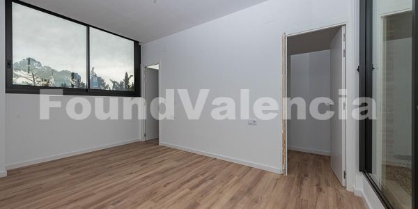 Found Valencia Property Spain (27 of 31)