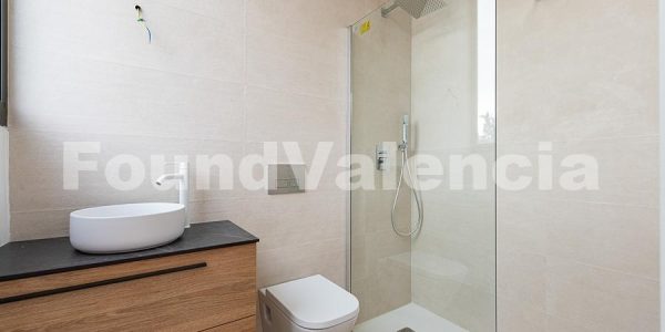 Found Valencia Property Spain (29 of 31)