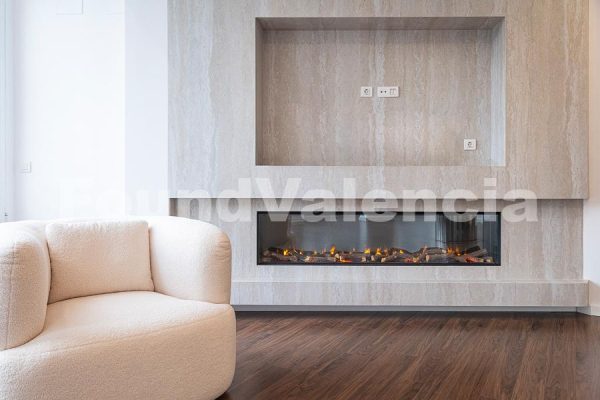Timeless Elegance with Signature Design in the Heart of Plaza Cánovas