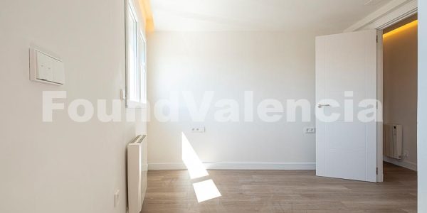 Found Valencia Property Spain (4 of 24)