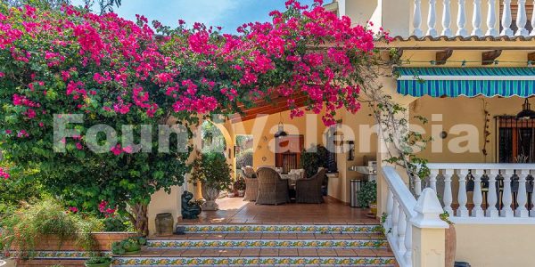 Found Valencia Property Spain (9 of 32)