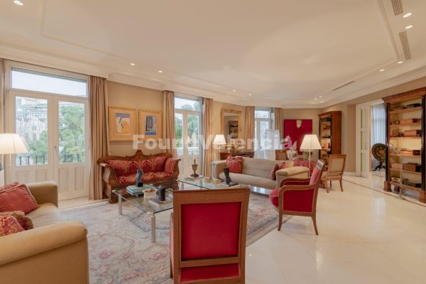 A Unique Modernist Gem in the Heart of Valencia