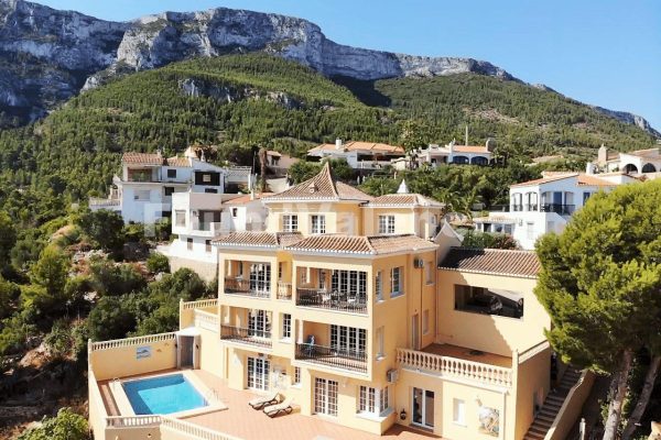 Magnificent villa with panoramic sea view for sale in Denia, Costa Blanca