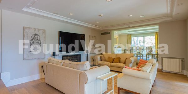 LUXURY HOMES IN VALENCIA FOR SALE (21 of 48)
