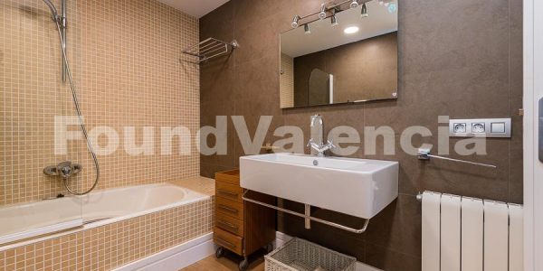 LUXURY HOMES IN VALENCIA FOR SALE (29 of 48)