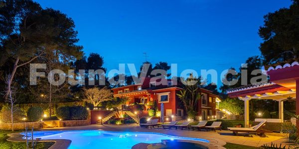 LUXURY HOMES IN VALENCIA FOR SALE (40 of 48)