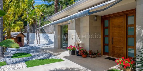 Luxury villa for sale in eliana (10 of 39)