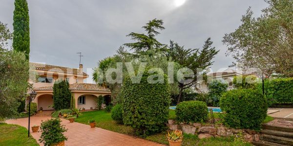 Property for sale in Montserat Valencia (1 of 33)